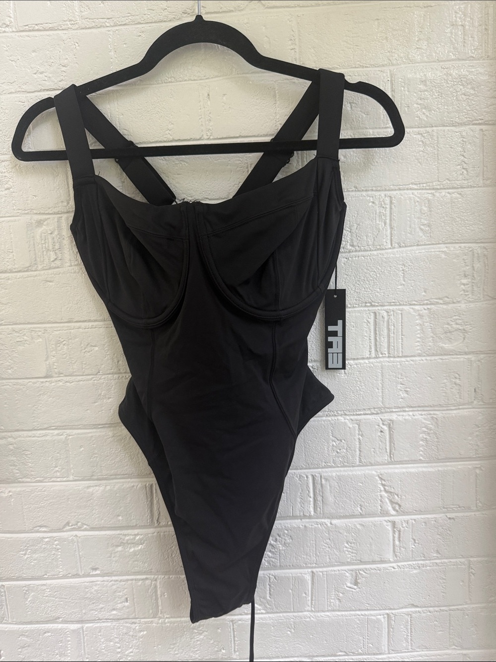 51. NWT TA3 $ 175 MEDIUM REGULAR LONG FG CUP HI CUT LIFTY